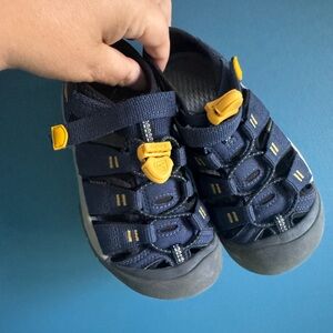 Keen Newport shoes 13c